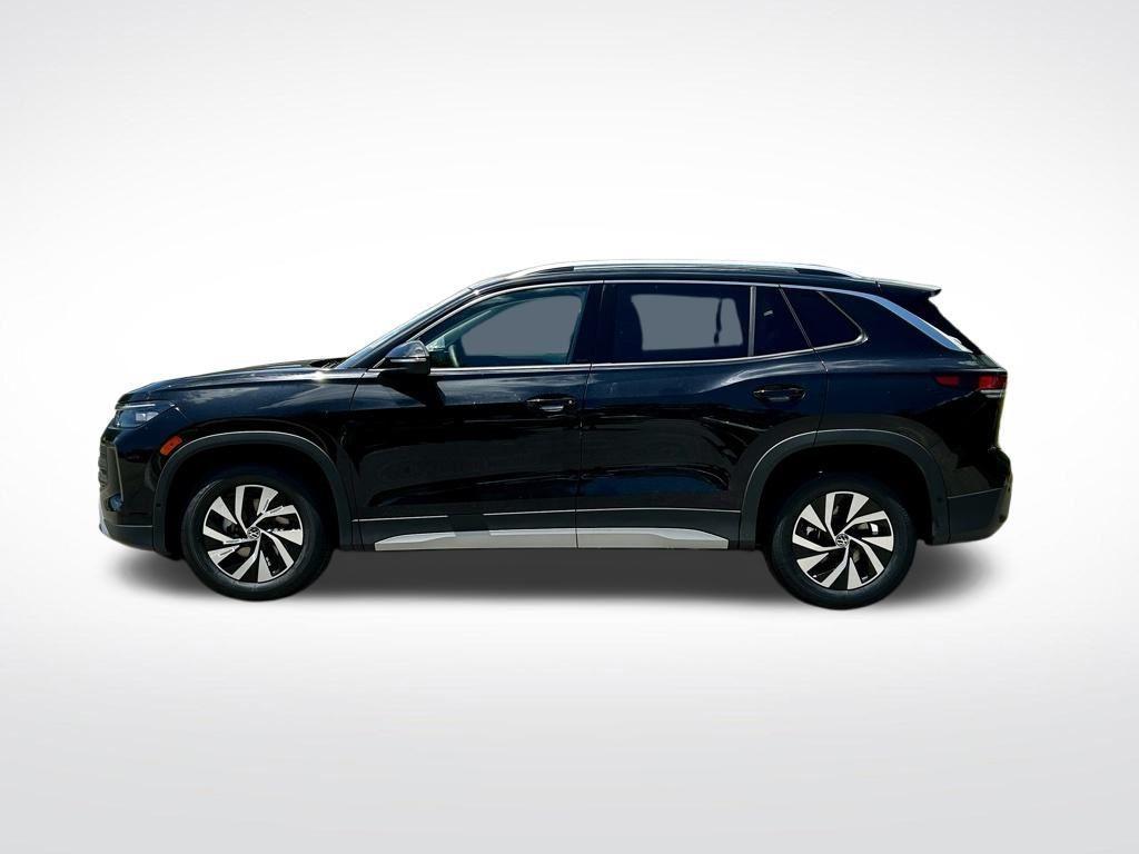 new 2025 Volkswagen Tiguan car, priced at $29,950
