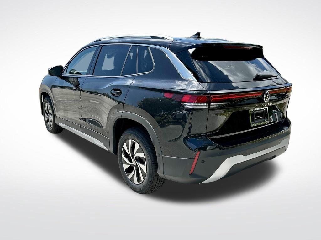 new 2025 Volkswagen Tiguan car, priced at $29,950