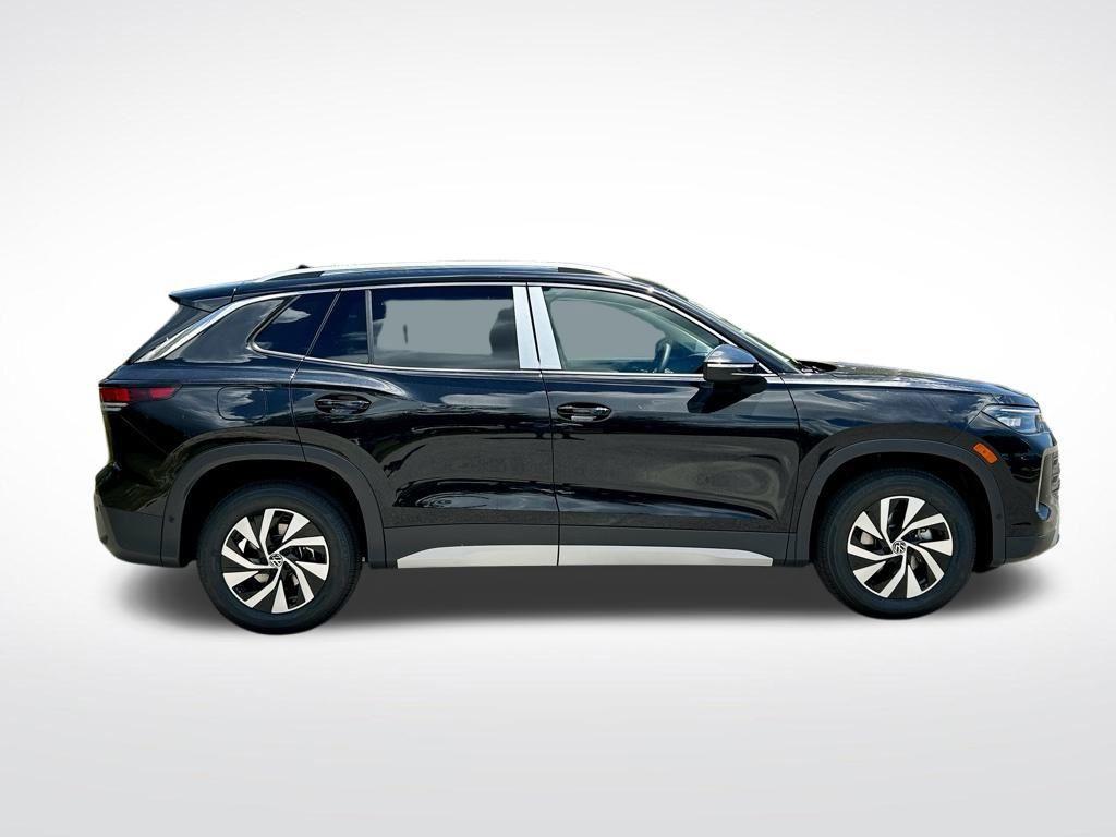 new 2025 Volkswagen Tiguan car, priced at $29,950