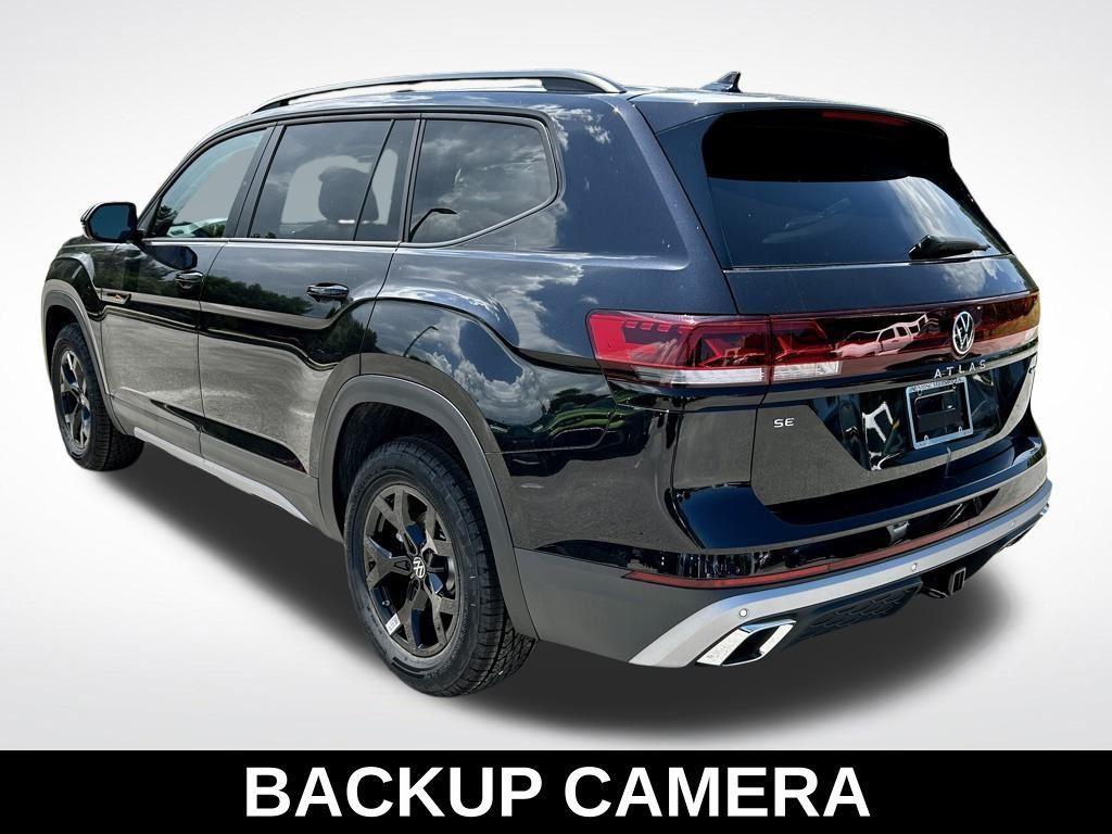 new 2025 Volkswagen Atlas car, priced at $42,339