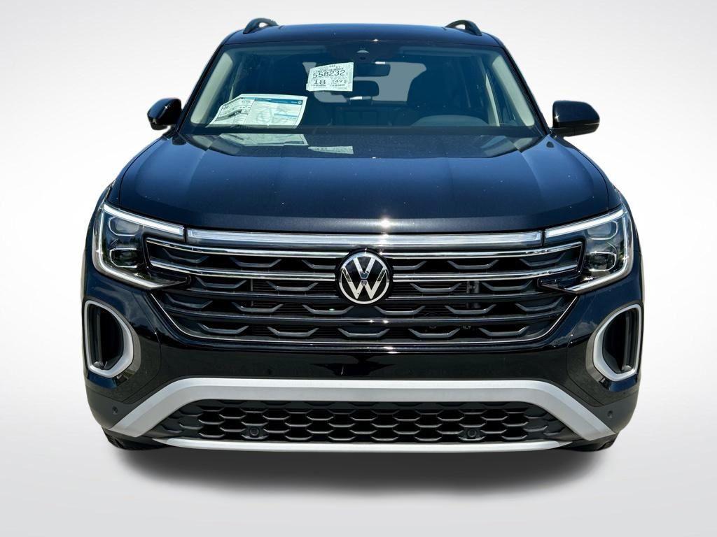 new 2025 Volkswagen Atlas car, priced at $43,925
