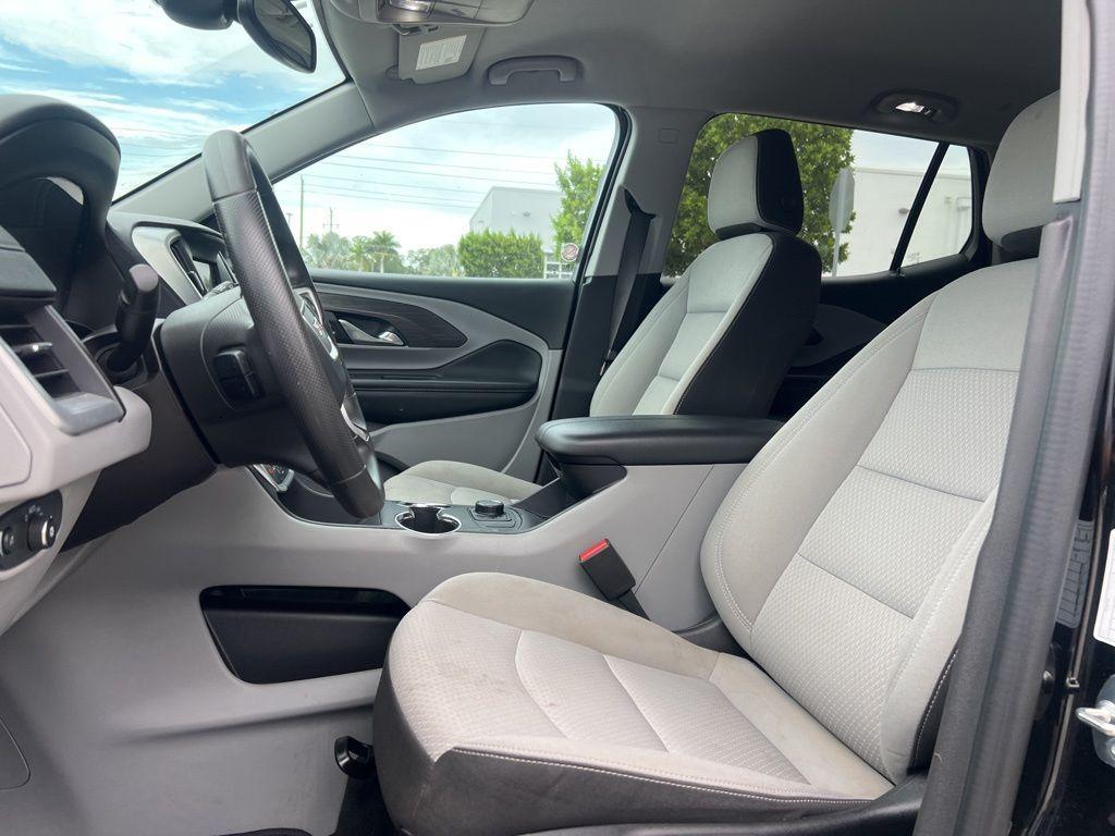 used 2024 GMC Terrain car, priced at $21,322