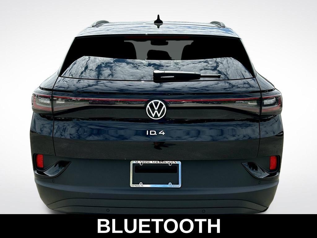 new 2025 Volkswagen ID.4 car, priced at $40,976