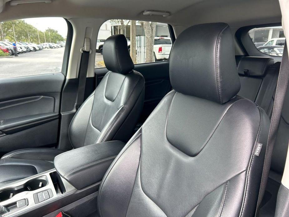 used 2022 Ford Edge car, priced at $21,598