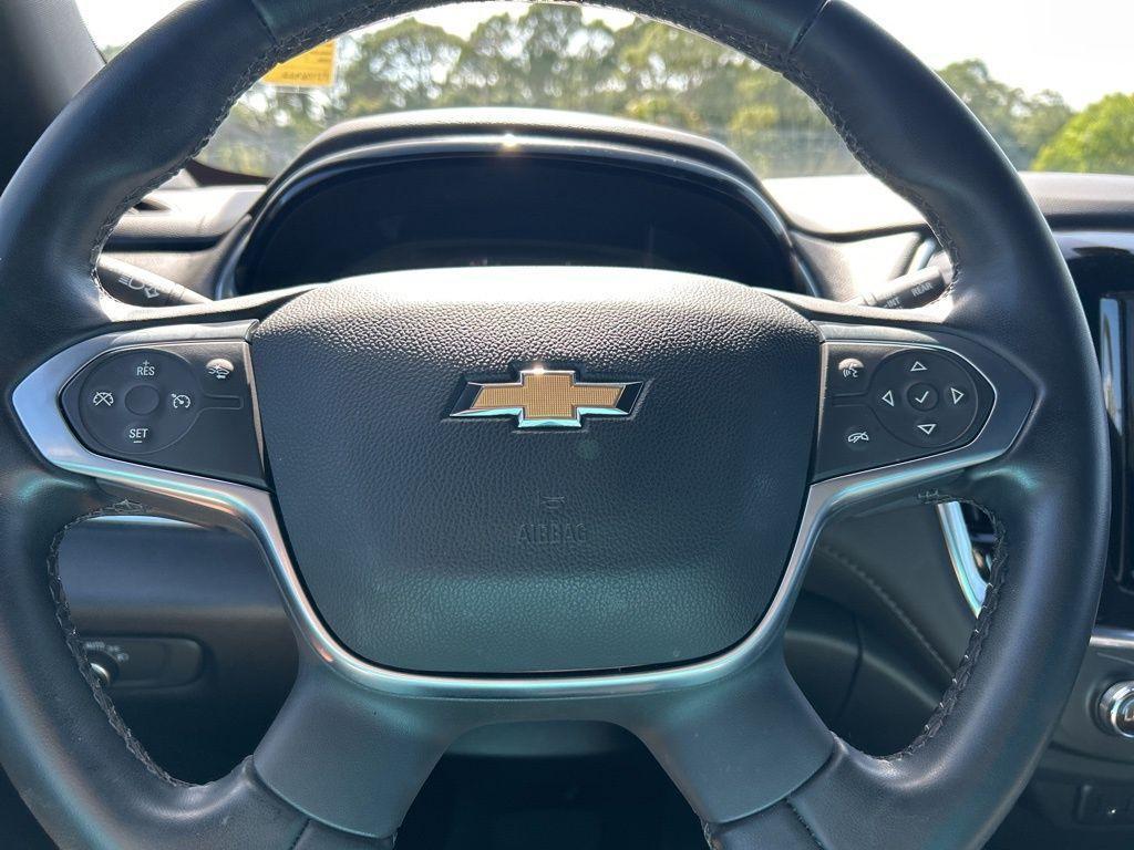 used 2023 Chevrolet Traverse car, priced at $30,525