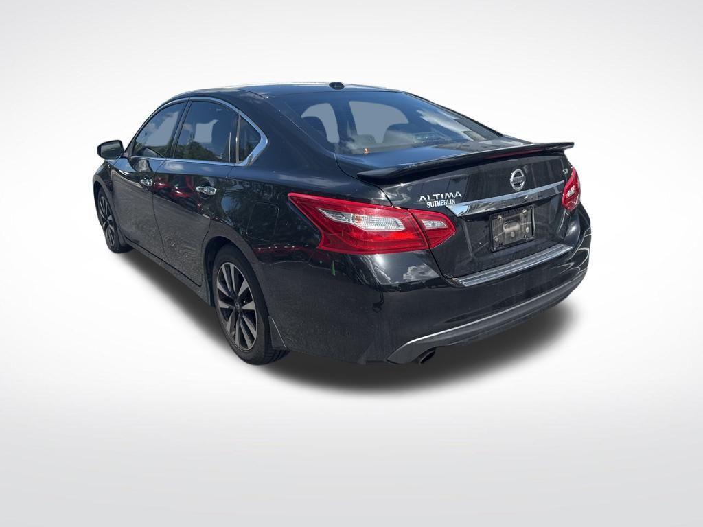 used 2018 Nissan Altima car