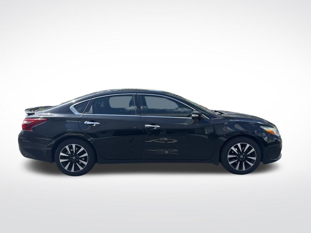 used 2018 Nissan Altima car