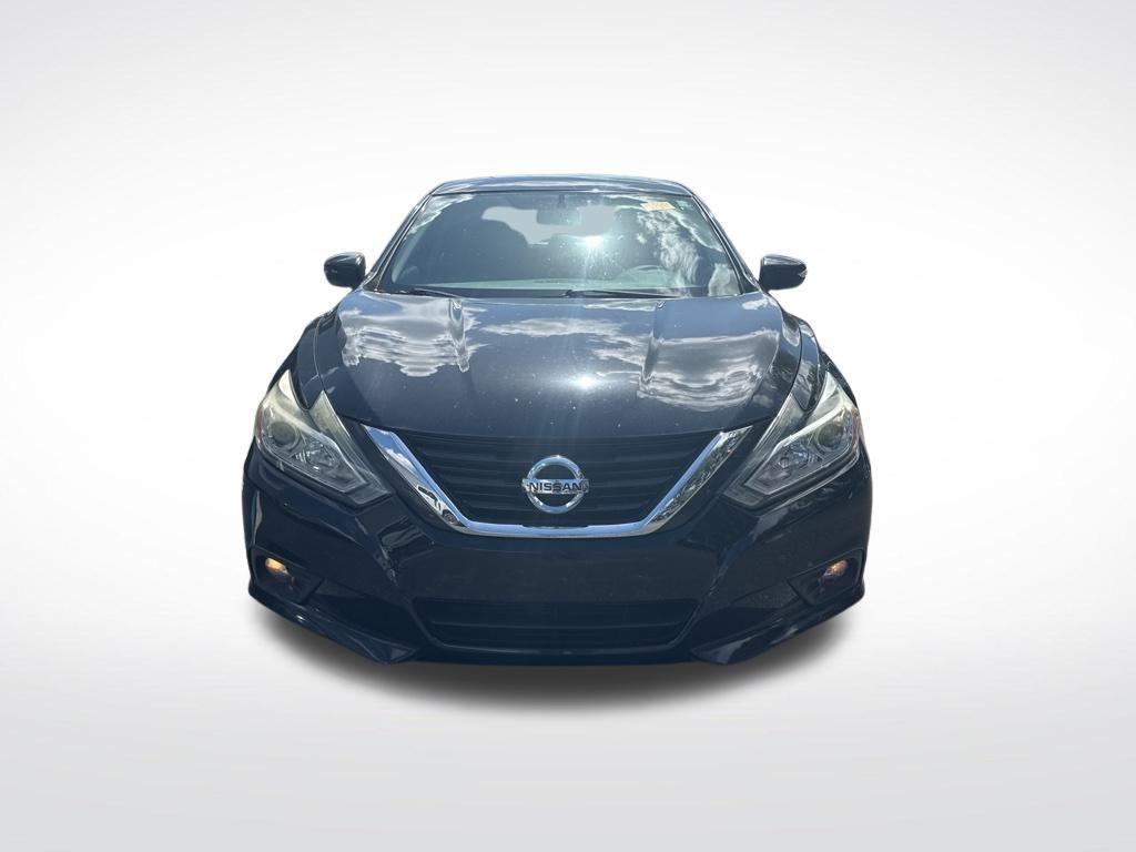 used 2018 Nissan Altima car