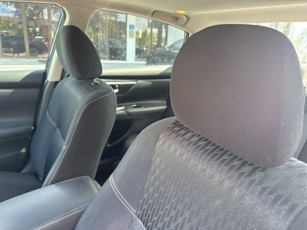 used 2018 Nissan Altima car