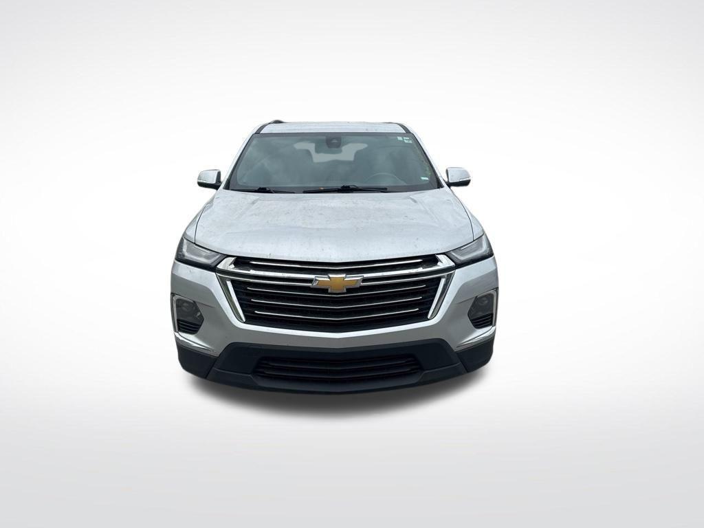 used 2022 Chevrolet Traverse car, priced at $27,216