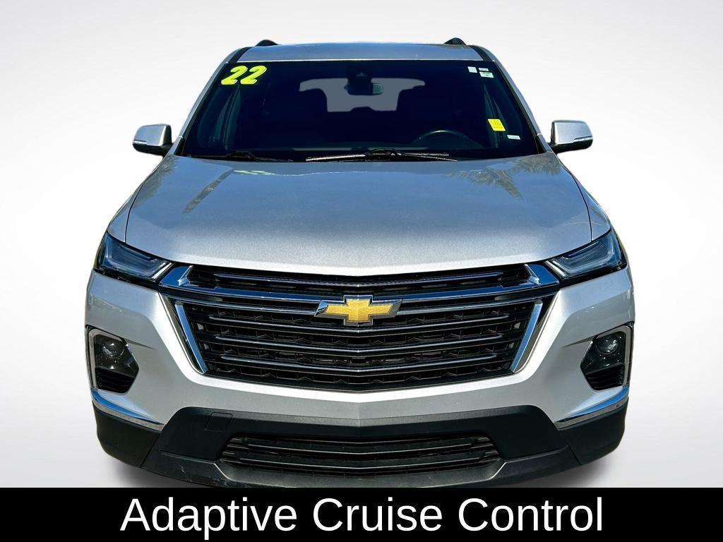 used 2022 Chevrolet Traverse car, priced at $25,677