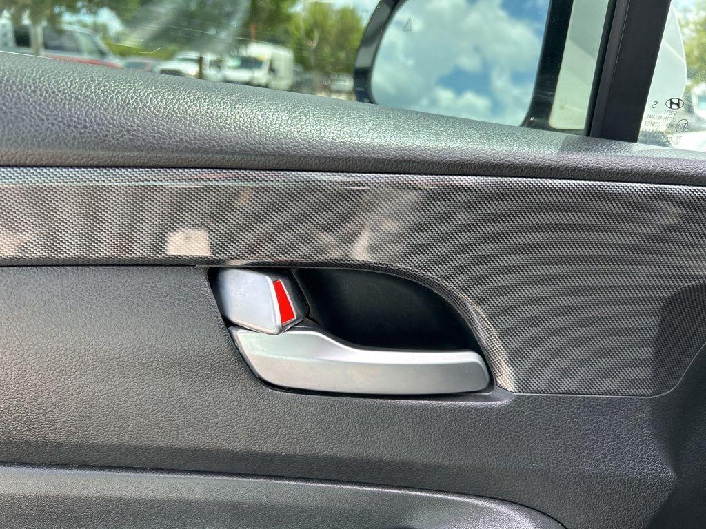 used 2023 Hyundai Santa Fe car, priced at $15,995