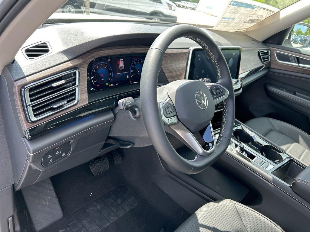 new 2025 Volkswagen Atlas car, priced at $44,950