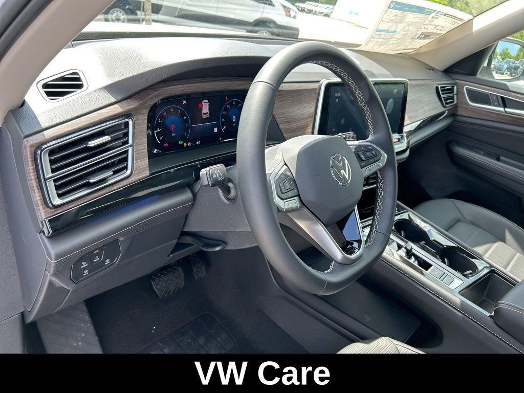 new 2025 Volkswagen Atlas car, priced at $45,575