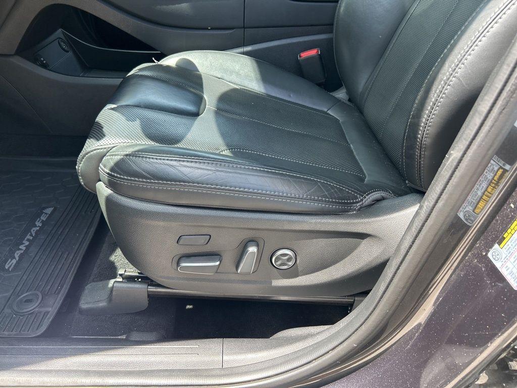 used 2023 Hyundai Santa Fe car, priced at $22,924