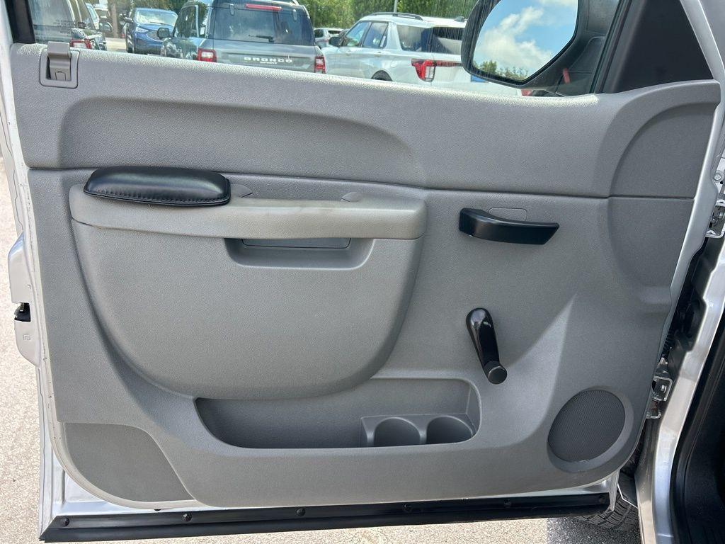 used 2011 Chevrolet Silverado 2500 car, priced at $11,997