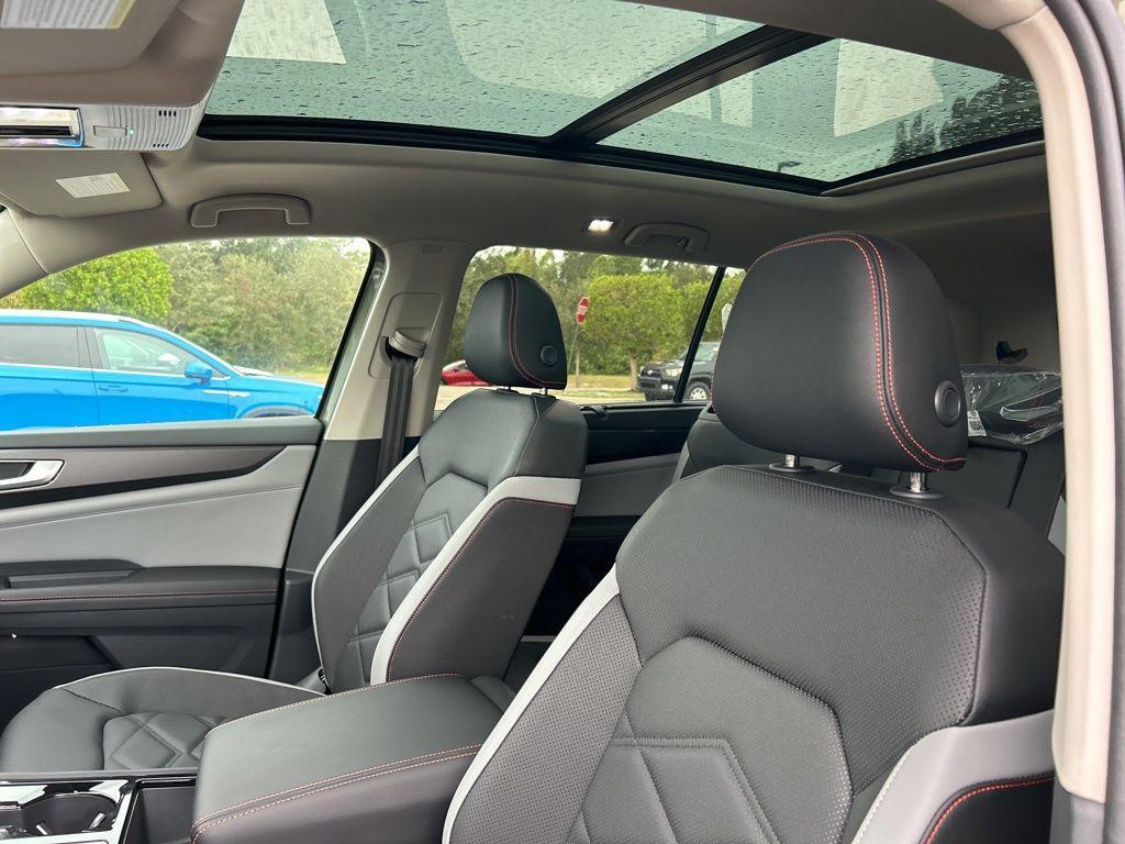 used 2025 Volkswagen Atlas car, priced at $42,469