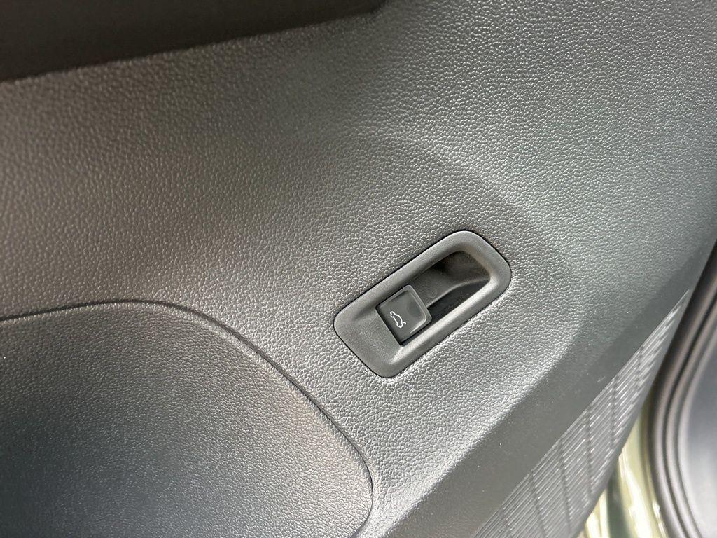 used 2025 Volkswagen Atlas car, priced at $42,469