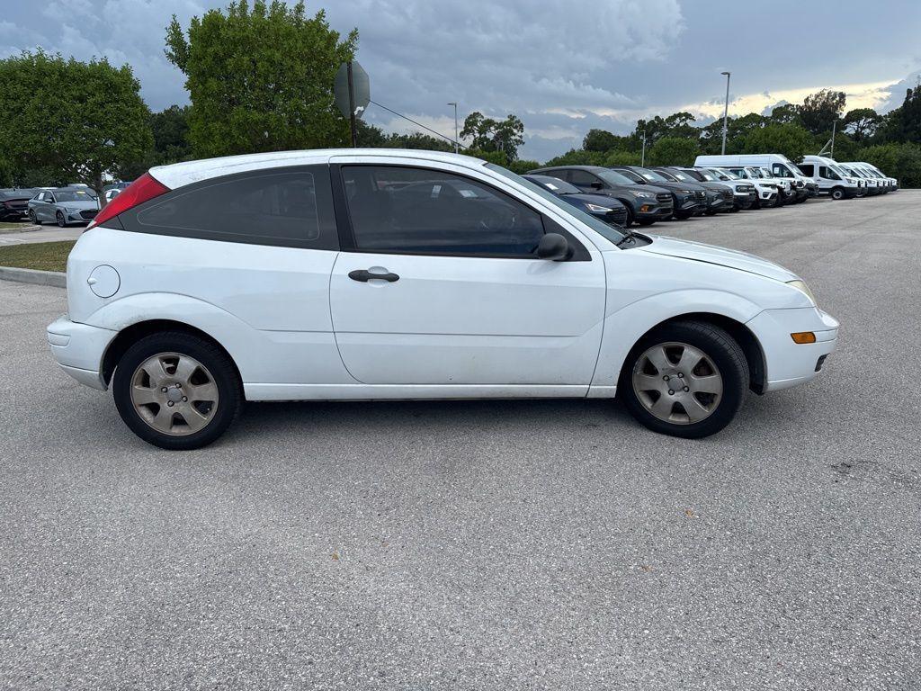 used 2006 Ford Focus car, priced at $2,999