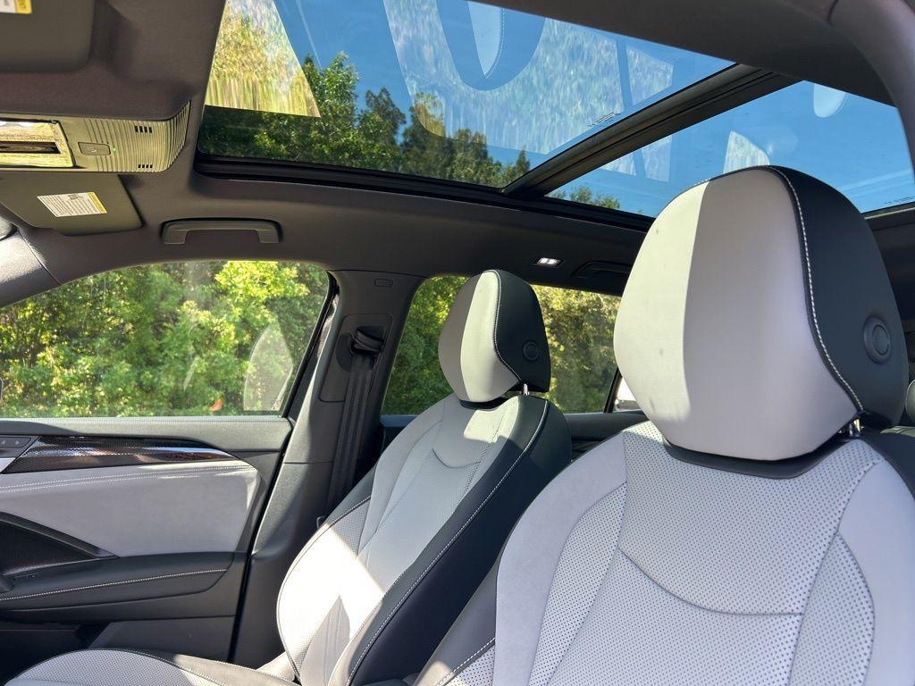 new 2026 Volkswagen Tiguan car, priced at $34,637