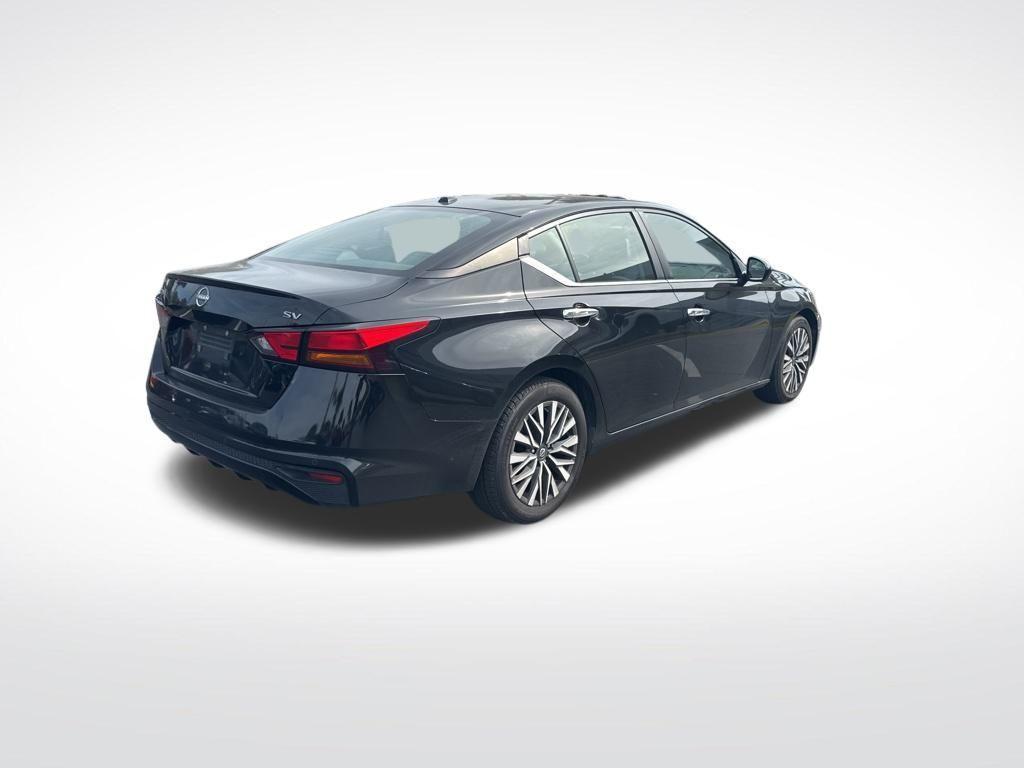 used 2023 Nissan Altima car, priced at $18,105