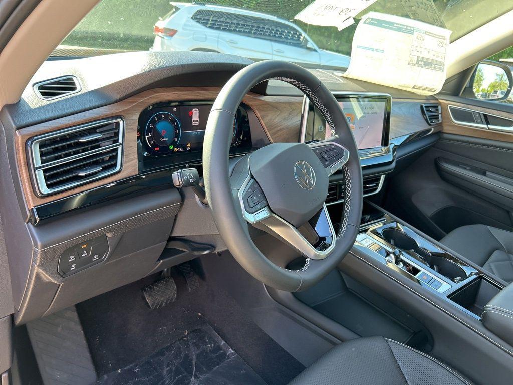 new 2026 Volkswagen Atlas car, priced at $44,143