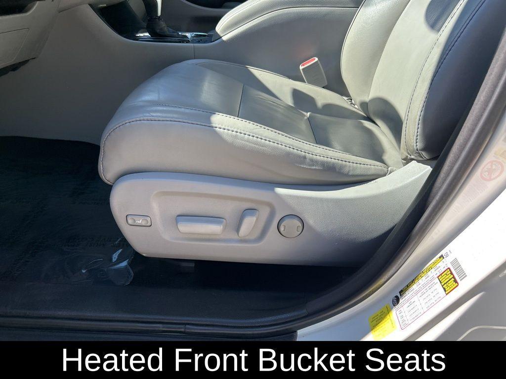 used 2017 Toyota Highlander car, priced at $14,595