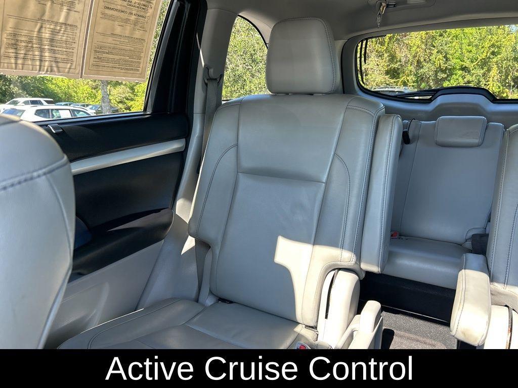 used 2017 Toyota Highlander car, priced at $14,595