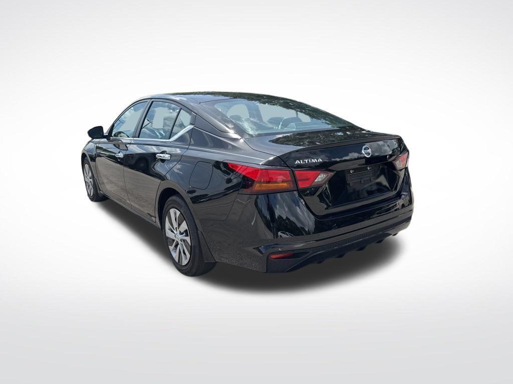 used 2022 Nissan Altima car, priced at $19,338