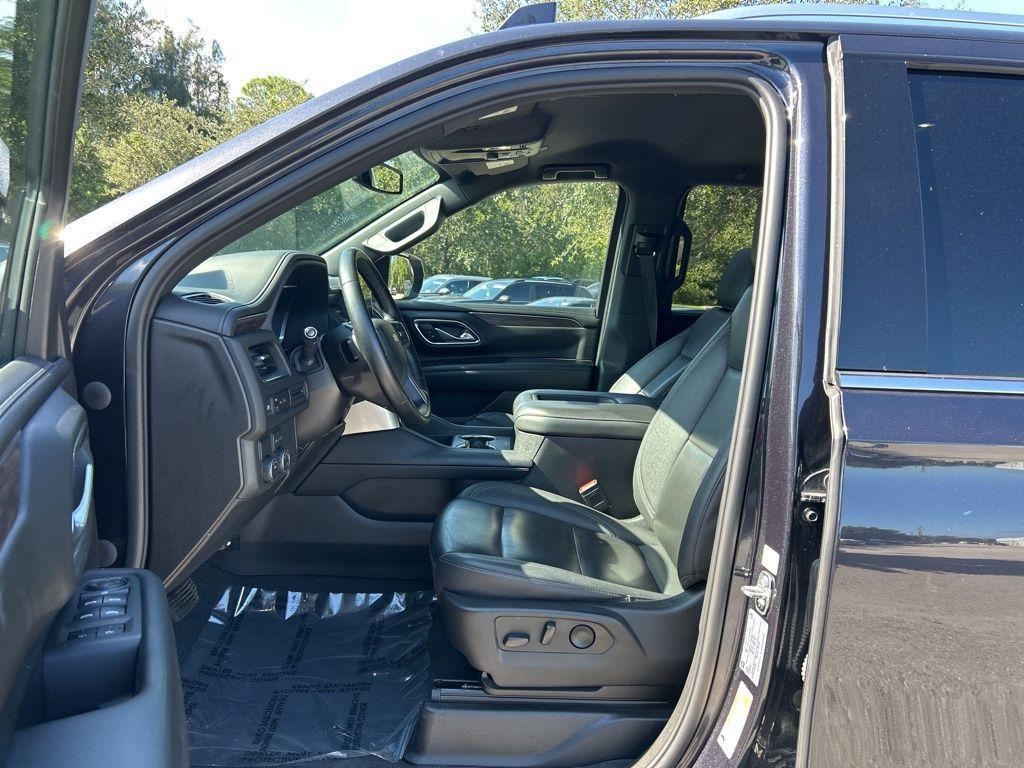 used 2023 Chevrolet Suburban car, priced at $36,998