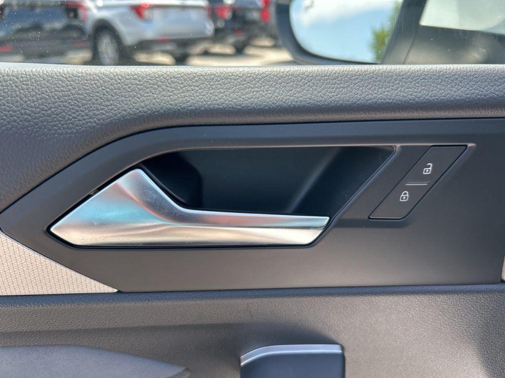 new 2025 Volkswagen Jetta car, priced at $27,173