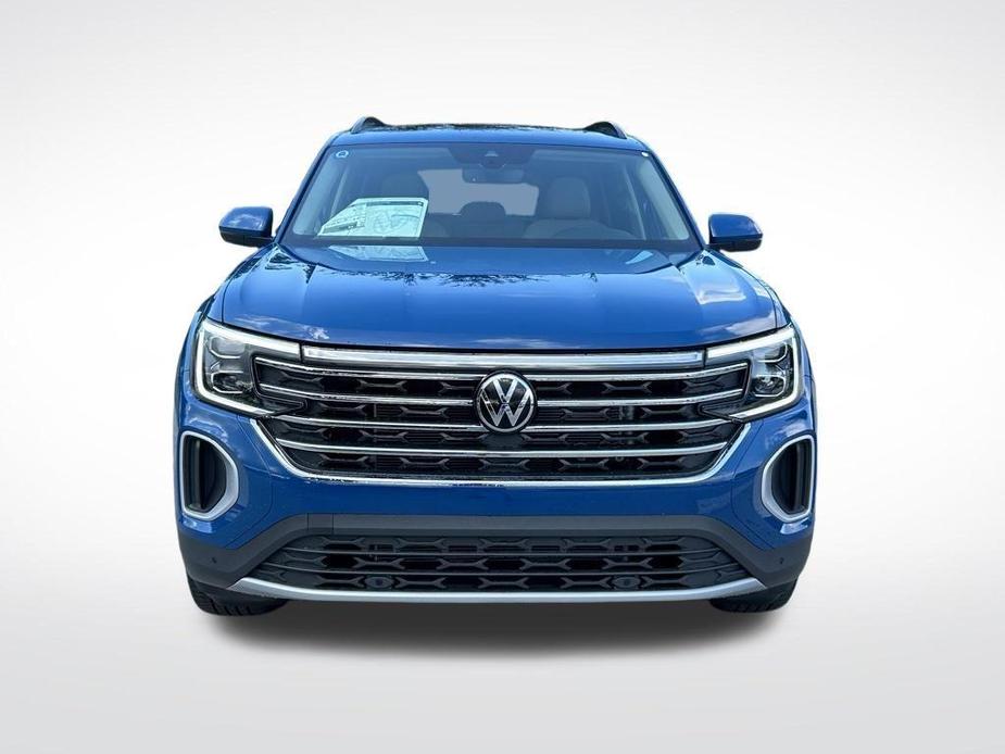 new 2025 Volkswagen Atlas car, priced at $44,206