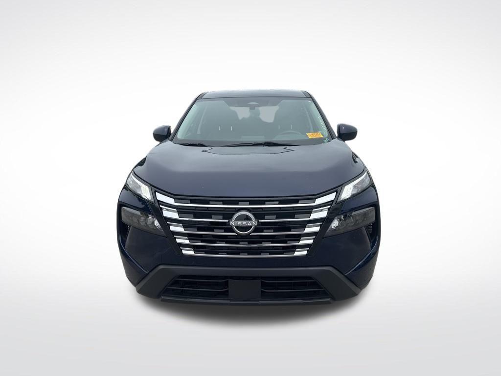 used 2024 Nissan Rogue car, priced at $21,986