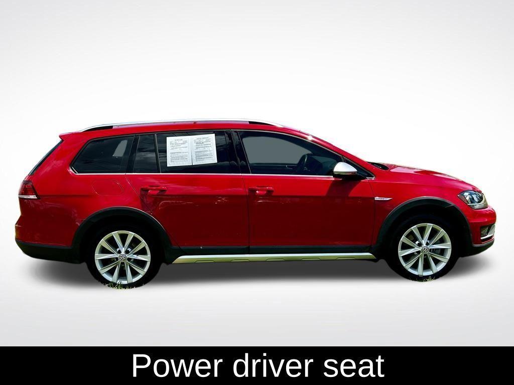 used 2019 Volkswagen Golf Alltrack car, priced at $22,734