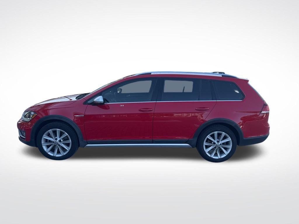 used 2019 Volkswagen Golf Alltrack car, priced at $23,895