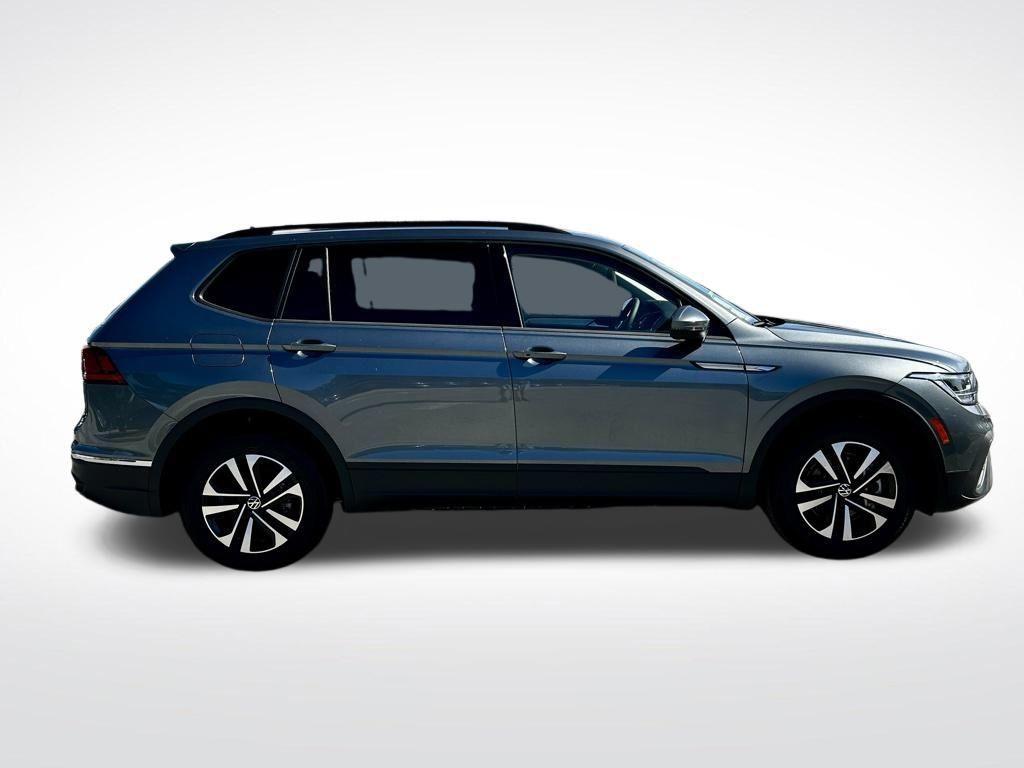 new 2024 Volkswagen Tiguan car, priced at $25,500