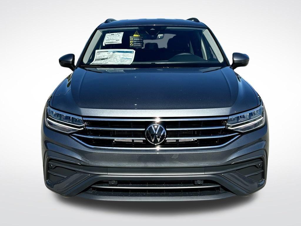 new 2024 Volkswagen Tiguan car, priced at $25,500