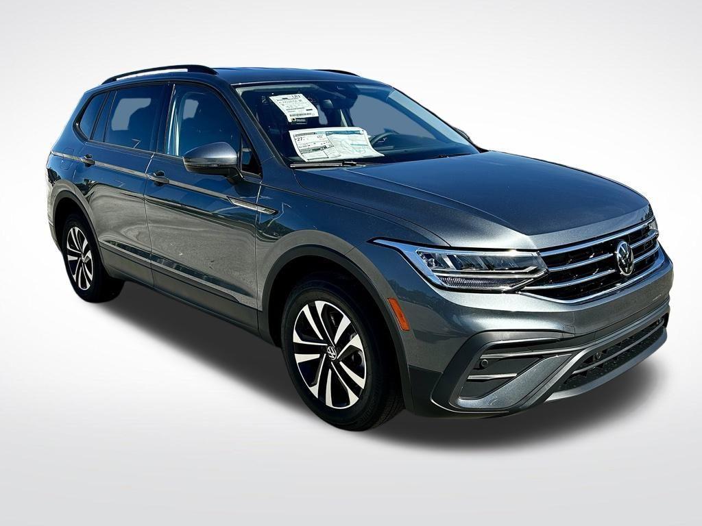 new 2024 Volkswagen Tiguan car, priced at $25,500