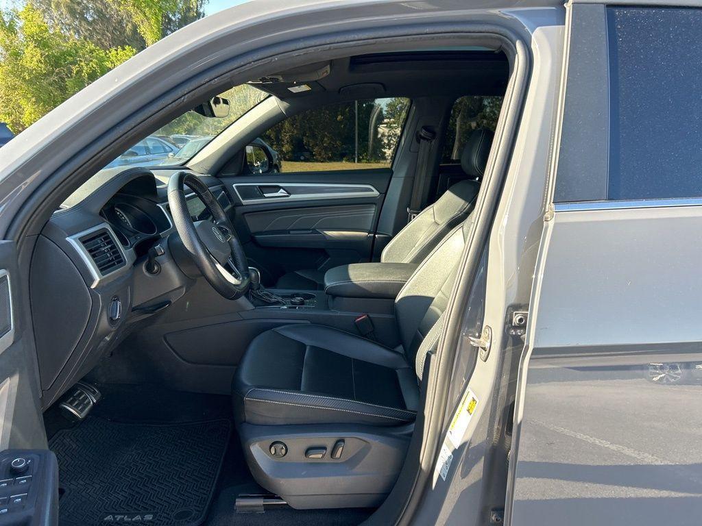 used 2021 Volkswagen Atlas Cross Sport car, priced at $20,598