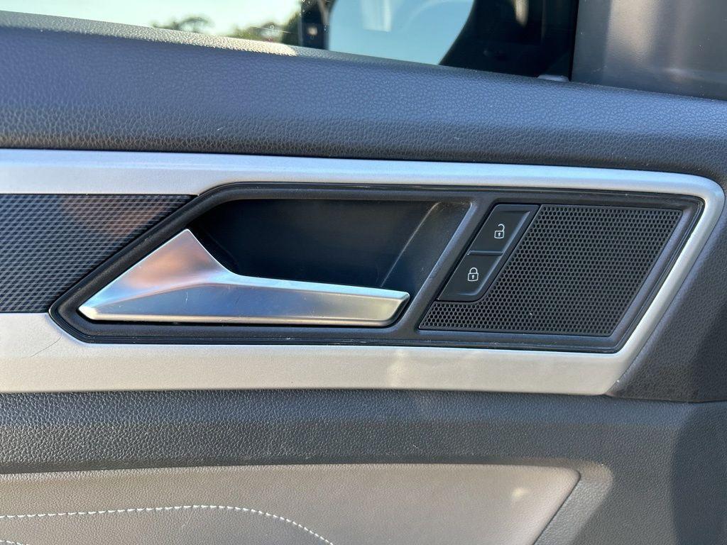 used 2021 Volkswagen Atlas Cross Sport car, priced at $20,598