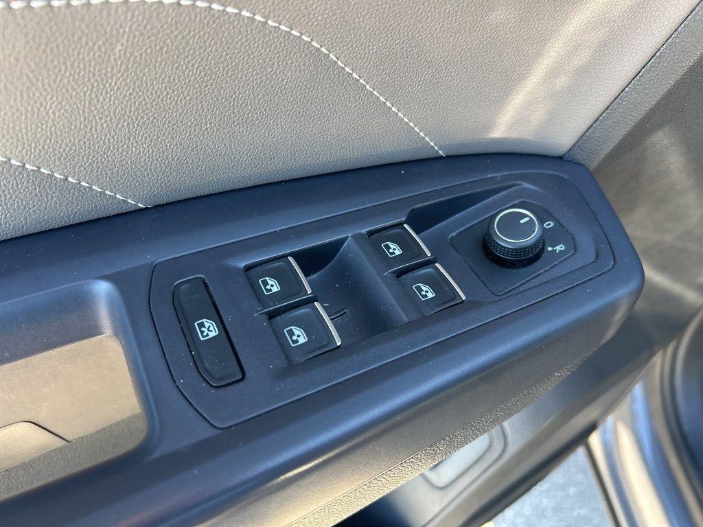 used 2021 Volkswagen Atlas Cross Sport car, priced at $20,598