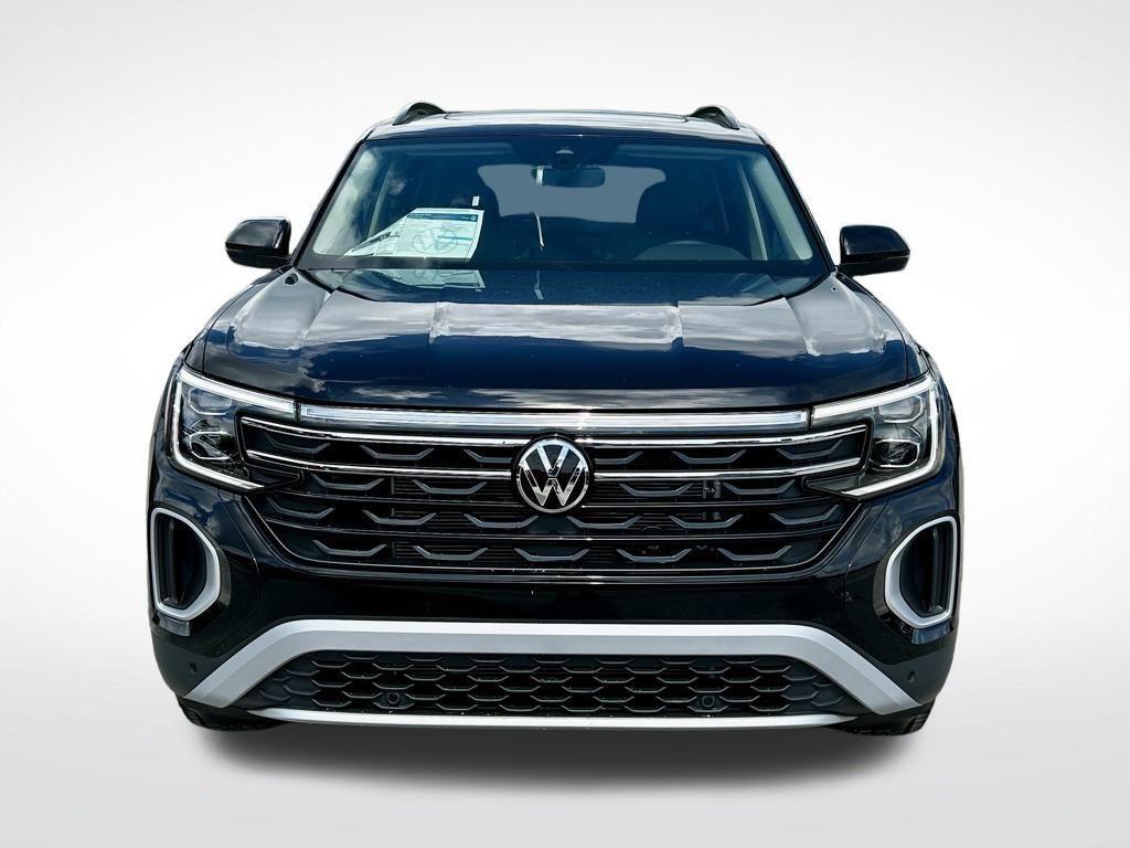 new 2026 Volkswagen Atlas car, priced at $45,545
