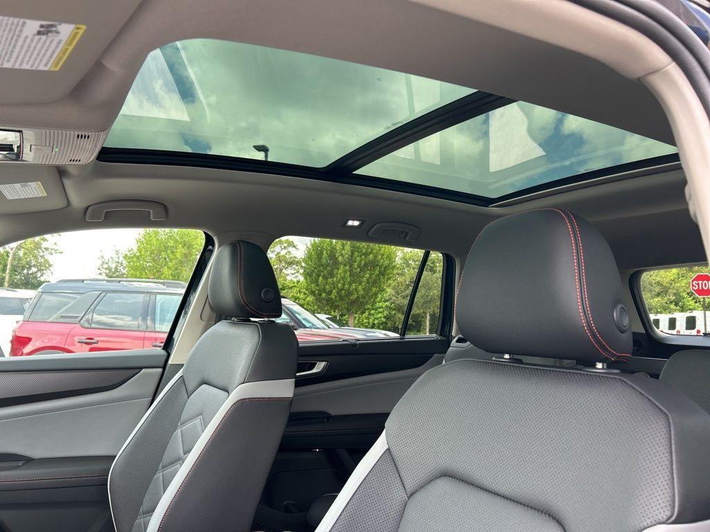 new 2026 Volkswagen Atlas car, priced at $45,545
