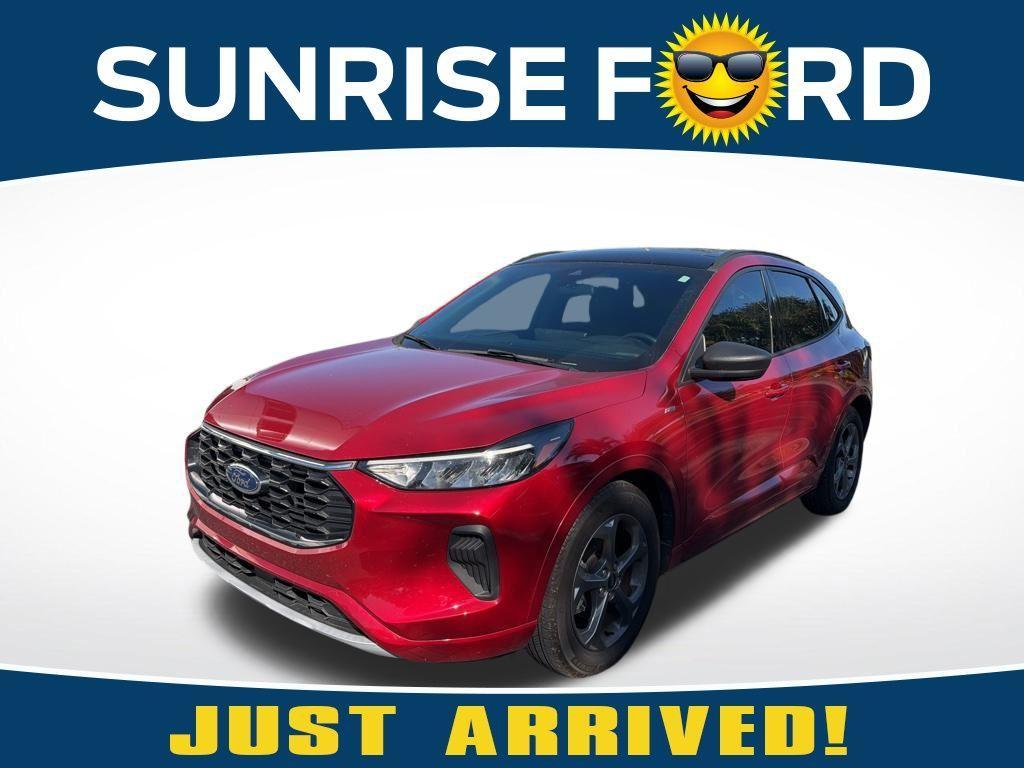 used 2023 Ford Escape car, priced at $21,630