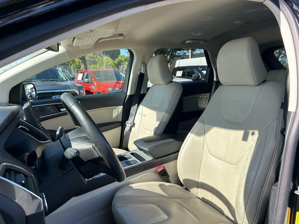 used 2022 Ford Edge car, priced at $21,522