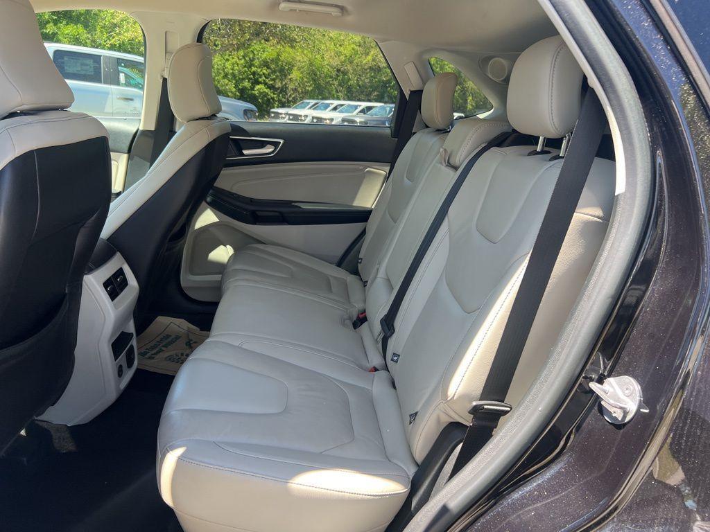 used 2022 Ford Edge car, priced at $22,221