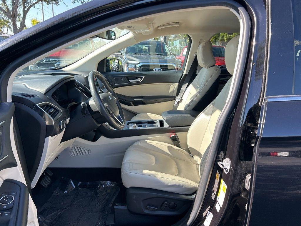 used 2022 Ford Edge car, priced at $21,522