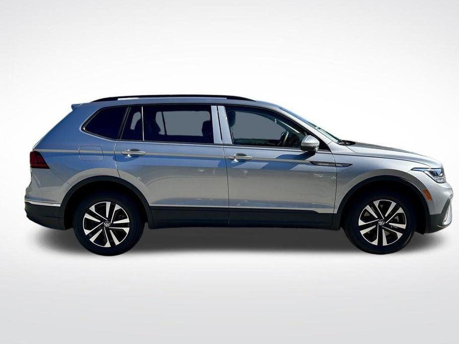 new 2024 Volkswagen Tiguan car, priced at $26,775