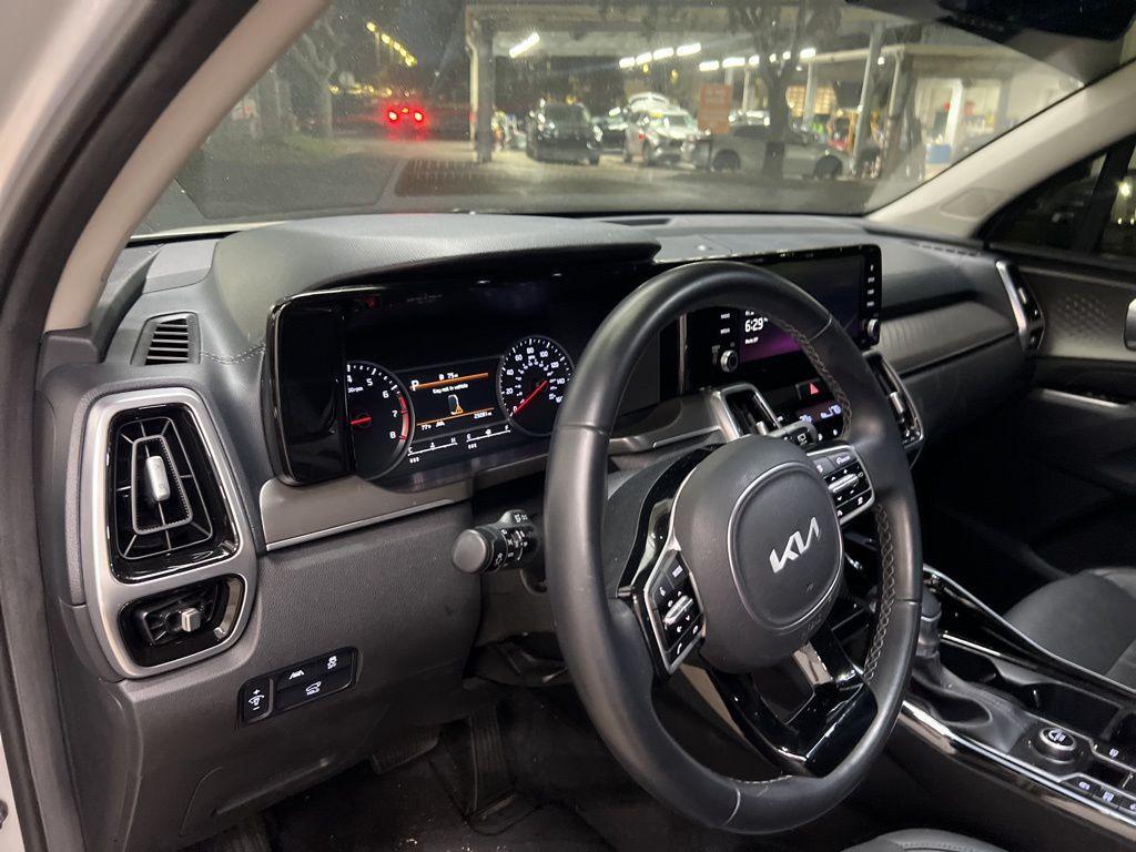 used 2022 Kia Sorento car, priced at $27,998