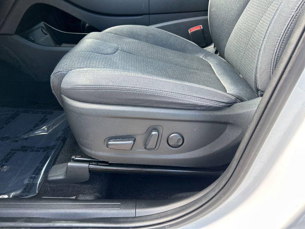 used 2023 Hyundai Santa Fe car, priced at $17,507
